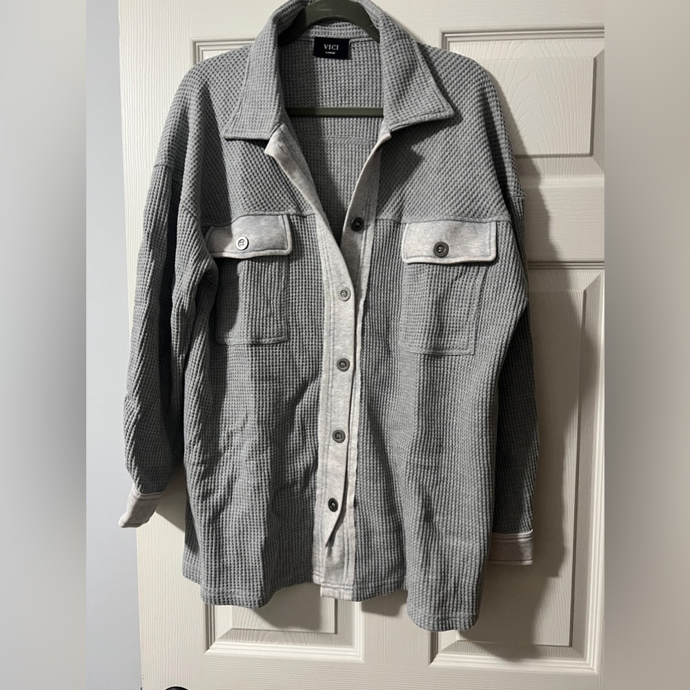 Vici - Rigo cotton button-down Shacket, light gray - size large